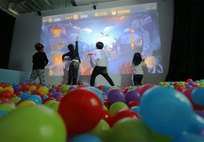 Projection Interactive Game