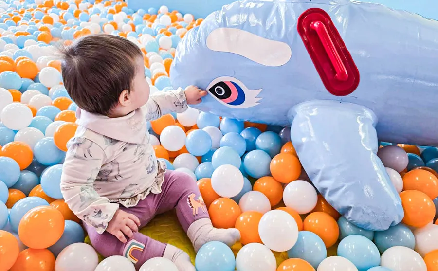 ball-pit-indoor-playground
