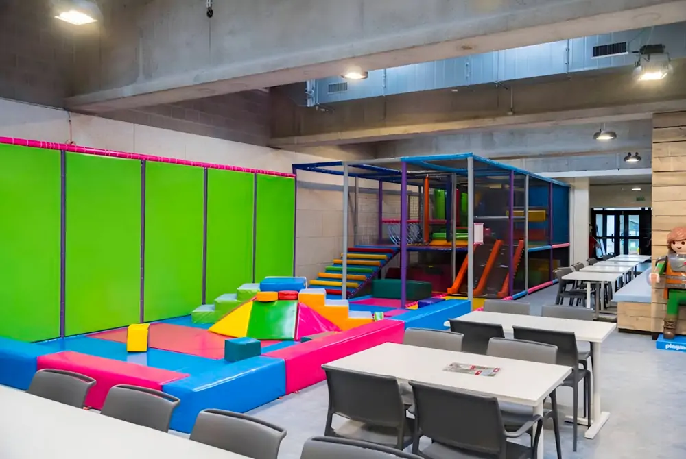 Toddler soft play area at Speelpunt Zwevegem indoor playground